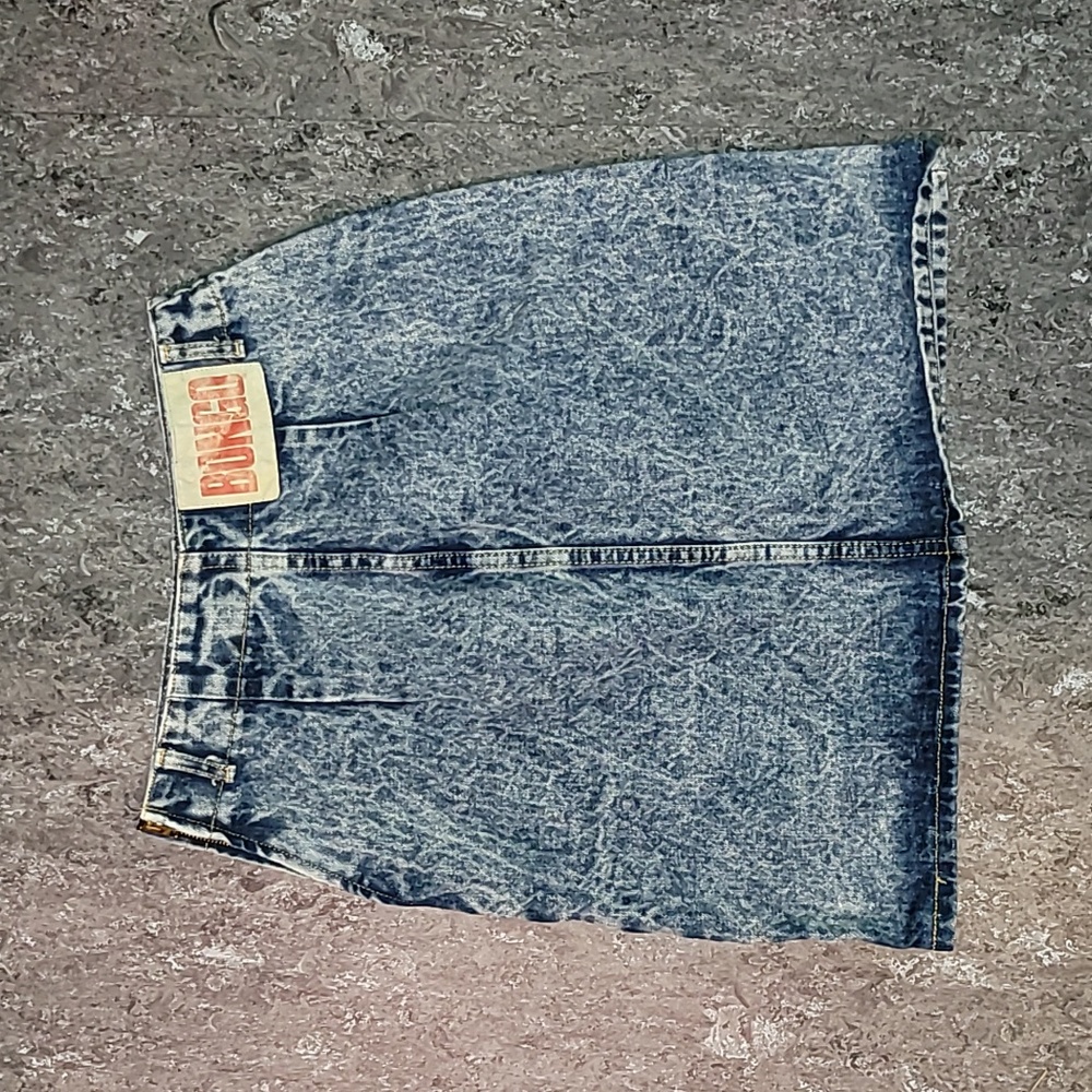 Vintage. Made in USA. BONGO. Denim Skirt. Acid-wash. Women's size 7.